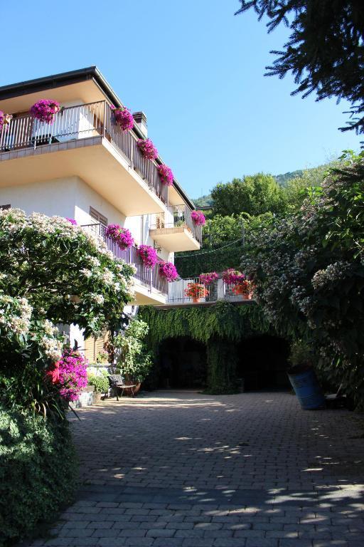 Agriturismo Nonno Tobia Аджерола Экстерьер фото